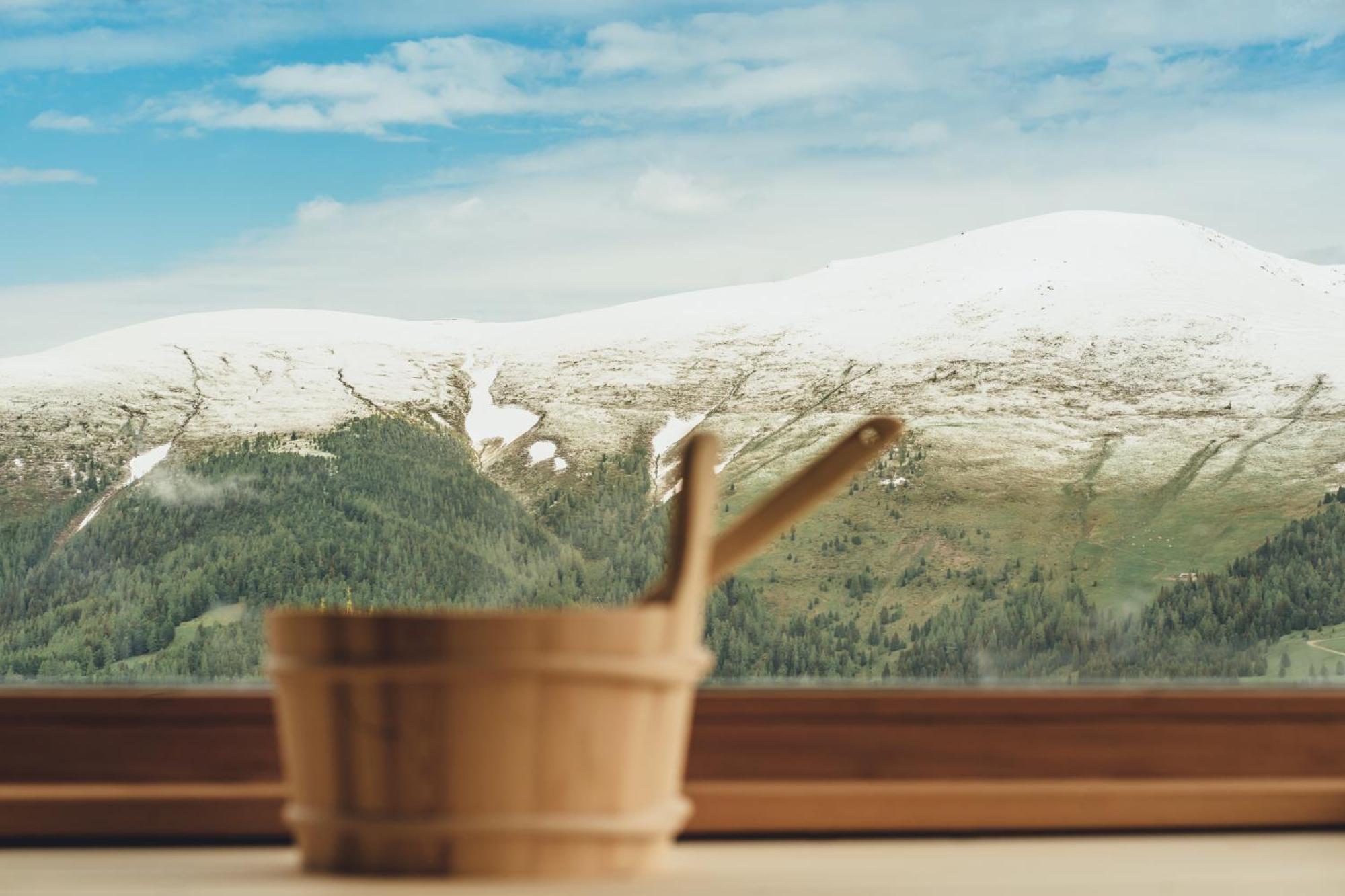 Hiasl Zirbenhuette Hotel Hochrindl Exterior foto